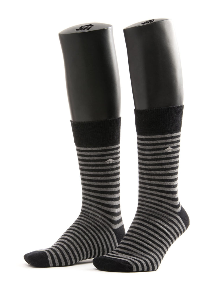 Thin Stripes Design Men Socks