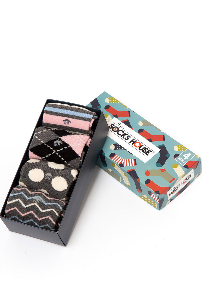 Klassisches Geschenkset für Damen mit 4 Paar Socken